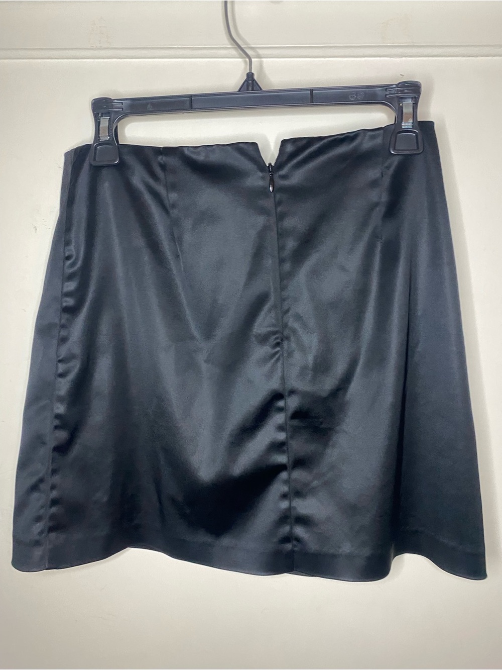 Sunday Best Aritzia Tatiana Satin black Skirt - Picture 3 of 7
